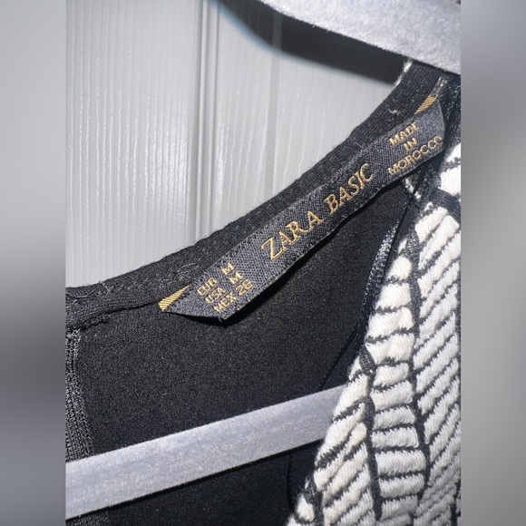 Zara Black and White Herringbone Panel Dress Size Medium EUC - Picture 4 of 6